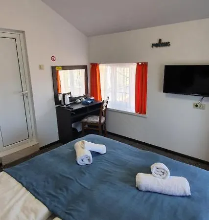 къща гурков Къща за гости 4*