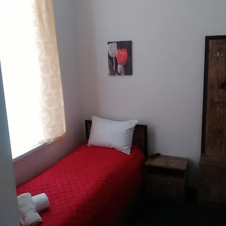 къща гурков Къща за гости 4*